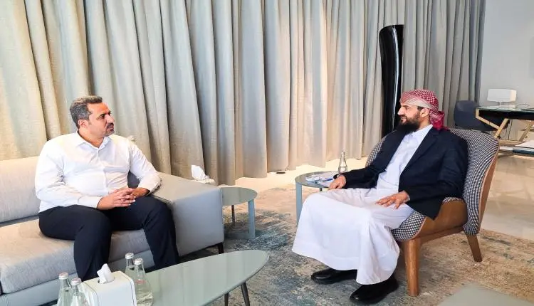 المحرّمي يلتقي محافظ لحج ويطّلع على الأوضاع الأمني...