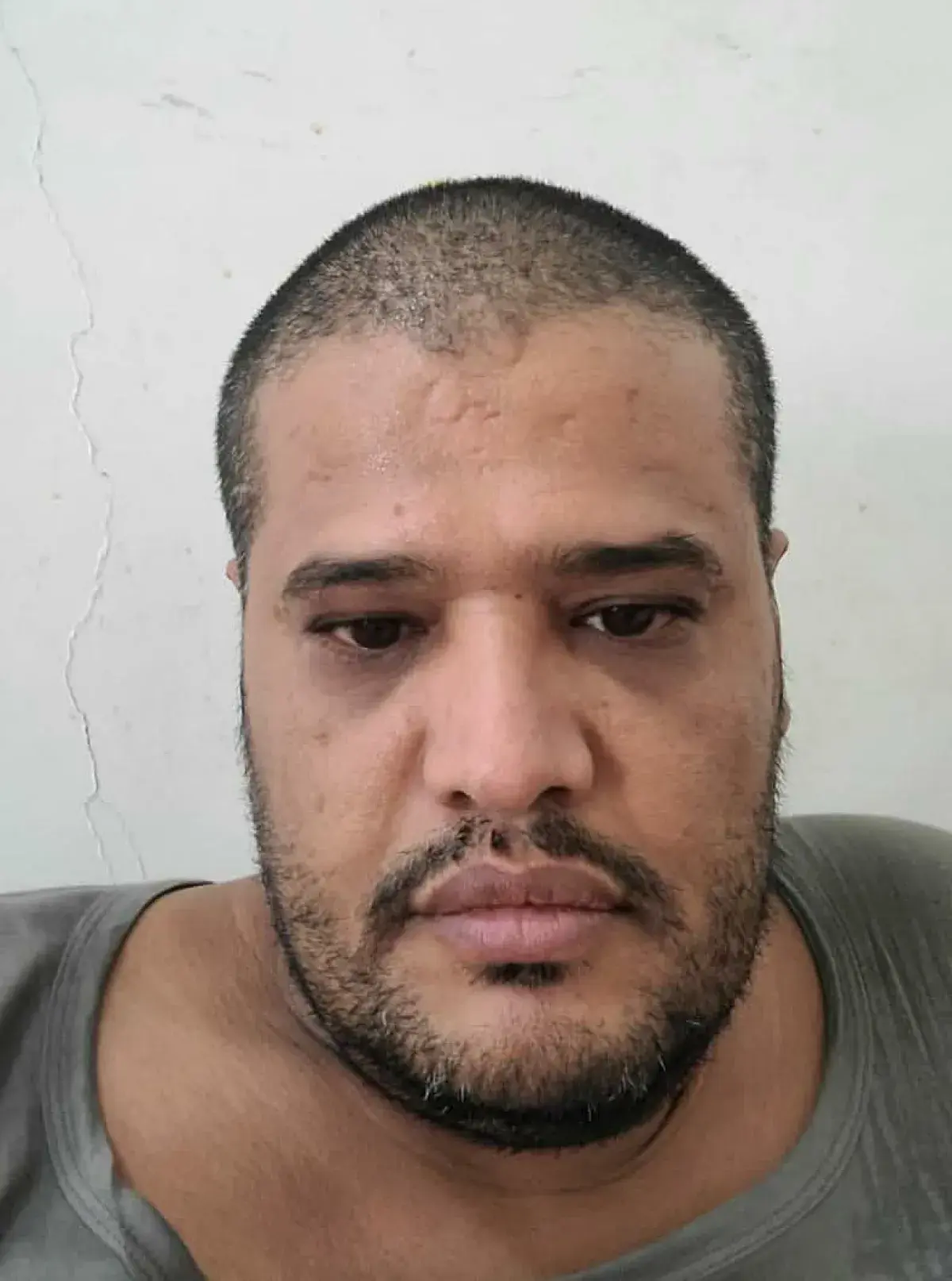 الصحفي حمود هزاع يكشف عن انتهاكات جسيمة تعرض لها خ...