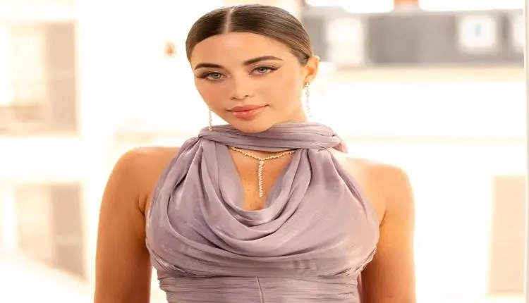 يارا السكري تنضم لاحتفالات المصريين بعد التأهل إلى دور الـ16 (فيديو)