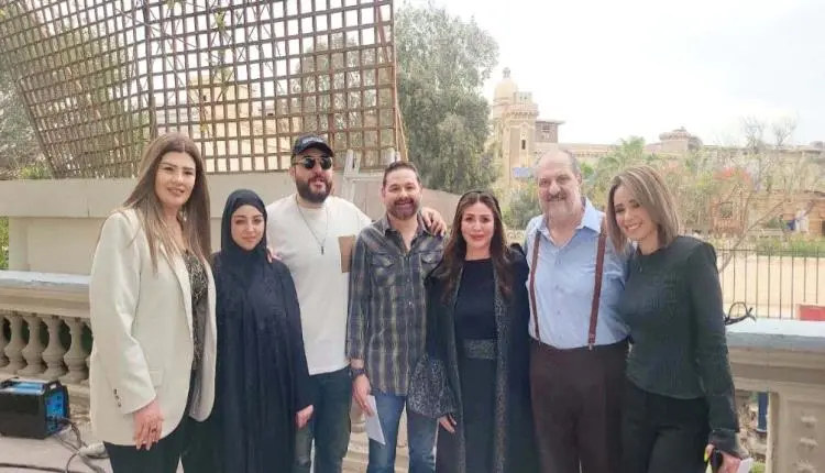إلهام شاهين تعلن انتهاء تصوير فيلم «الحافي».. والعرض قريباً