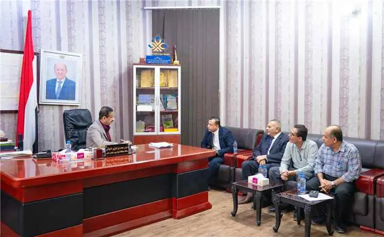 المحافظ بن الوزير يناقش الترتيبات النهائية لافتتاح...