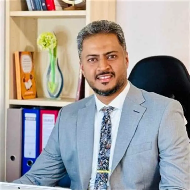 صحفي: الحـ.ـوثيون يعيدون سيناريو الحديدة في جبل دب...