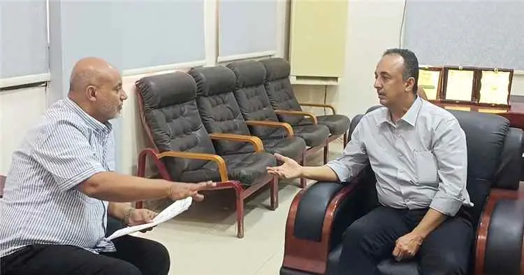 الشعبي يناقش مع مدير عام مستشفى الأمراض النفسية تح...
