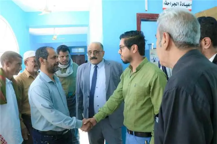 الوكيل الطوسلي يدشّن المرحلة الأولى من النزول الميداني لمركز الأطراف الصناعية إلى محافظة شبوة.