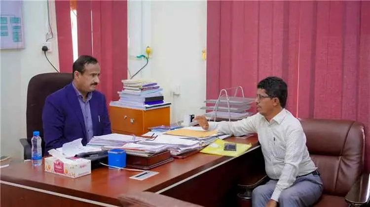 مناقشة أوضاع صندوق النظافة والتحسين بشبوة.