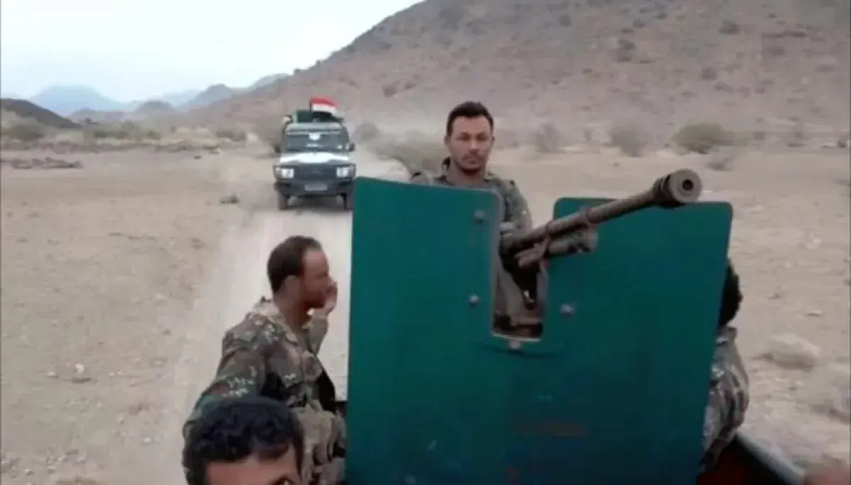 بإسناد من وحدات عسكرية.. أمن الوازعية يلاحق عناصر...