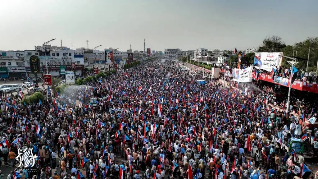 الجنوب يرفض الوصاية والاحتلال.. حشد جماهيري واسع ب...