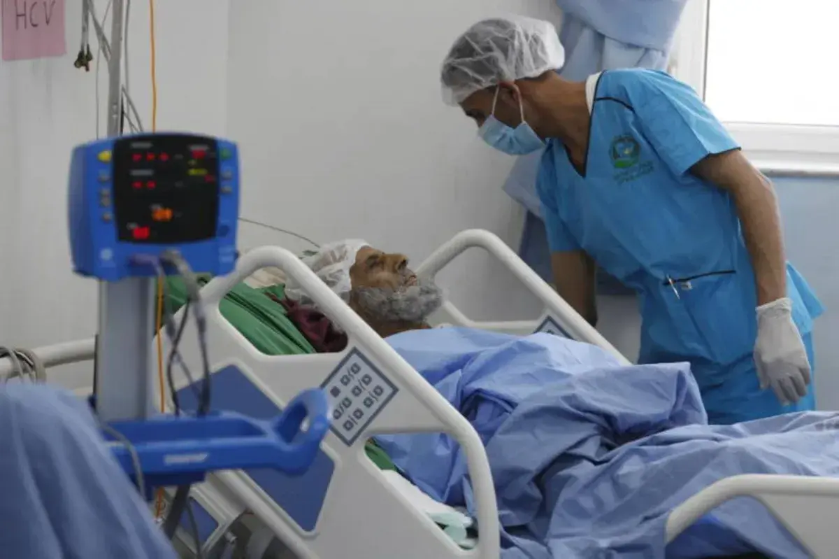 إب: اتهامات للحوثيين ببيع الأنسولين المجاني وحرمان...