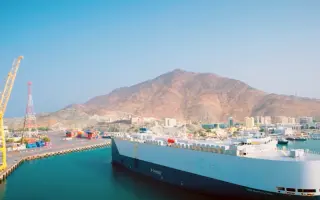 مليارا دولار لتوسعة ميناء خورفكان.. والطاقة الاستي...