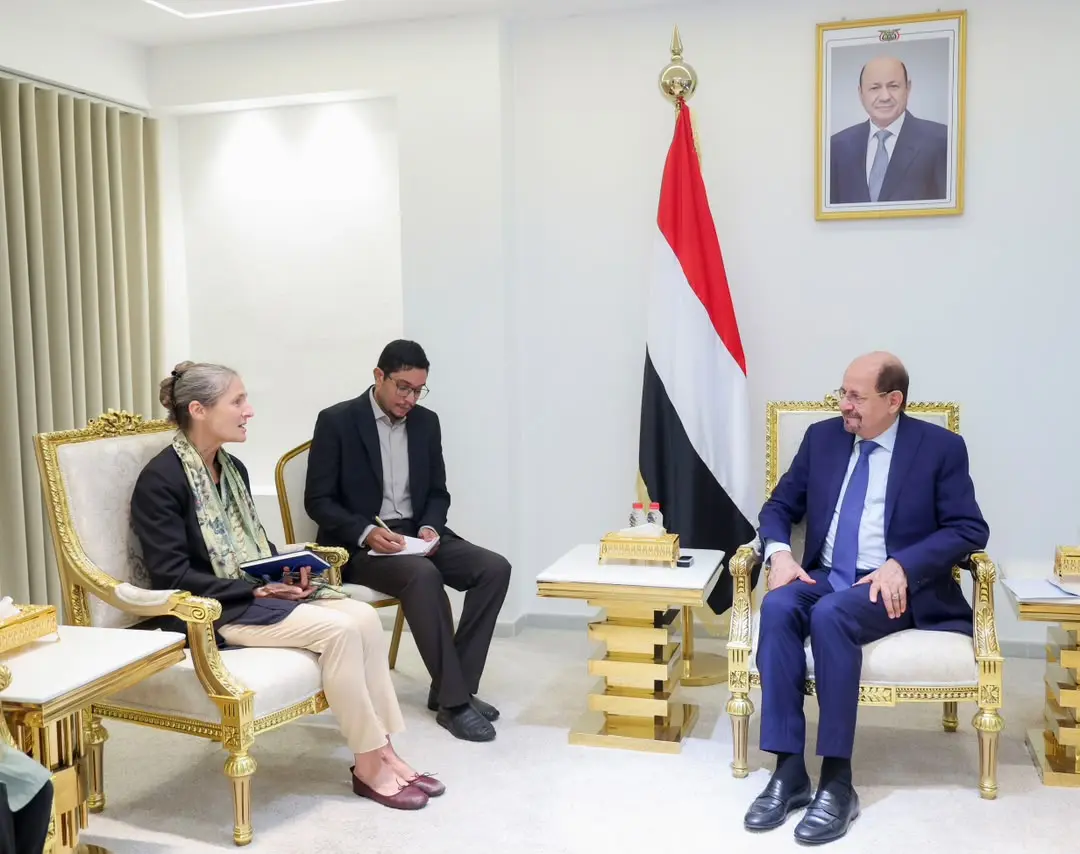 رئيس الوزراء وزير الخارجية يستقبل في عدن سفيرة هولندا لدى اليمن