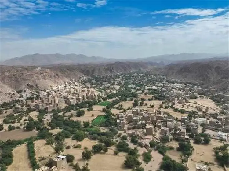 شرطة شبوة تحقق في وفاة حدث بحادثة عرضية في مديرية...