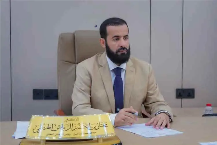محافظ أبين يلتقي اللجنة التحضيرية للقمة الشبابية ويشدد على أهمية دعم وتمكين الشباب في مختلف المجالات