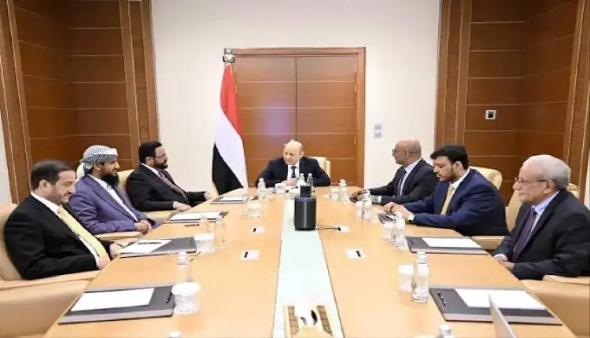 اسرار | تسريب خلف الجدران المغلقة.. كشف اختراق أمني خطير لمجلس القيادة الرئاسي وتداول وثائق سيادية (شديدة الحساسية)