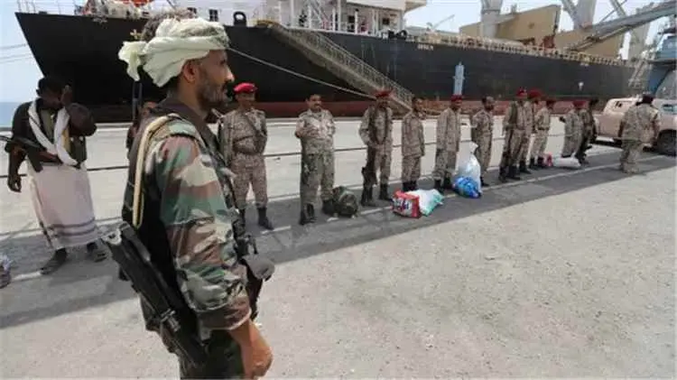 إيرادات الحوثيين الضخمة دون موازنات أو شفافية مالية