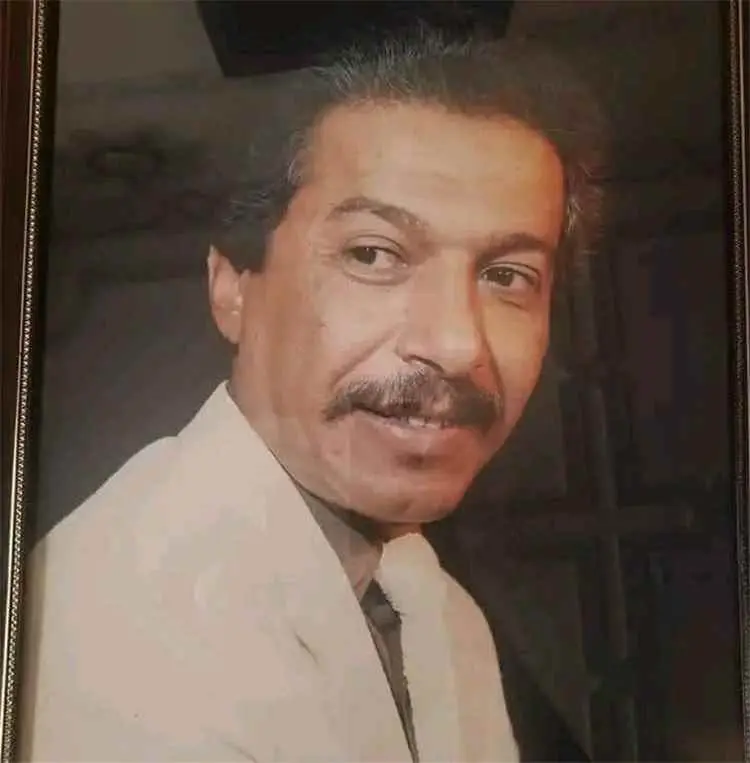 وفاة الشاعر والإعلامي اليمني الكبير محمود الحاج