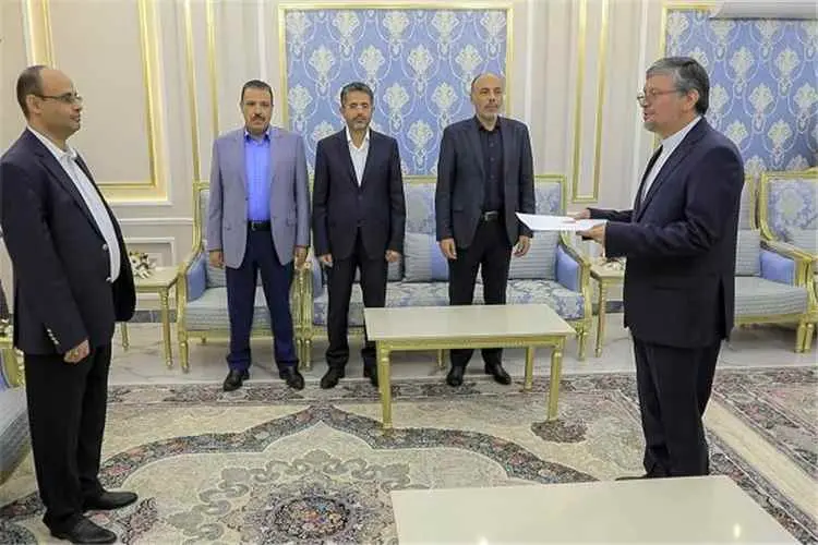 الشلفي: العلاقة بين الحوثيين وإيران دخلت مرحلة جديدة من العلنية والتحدي