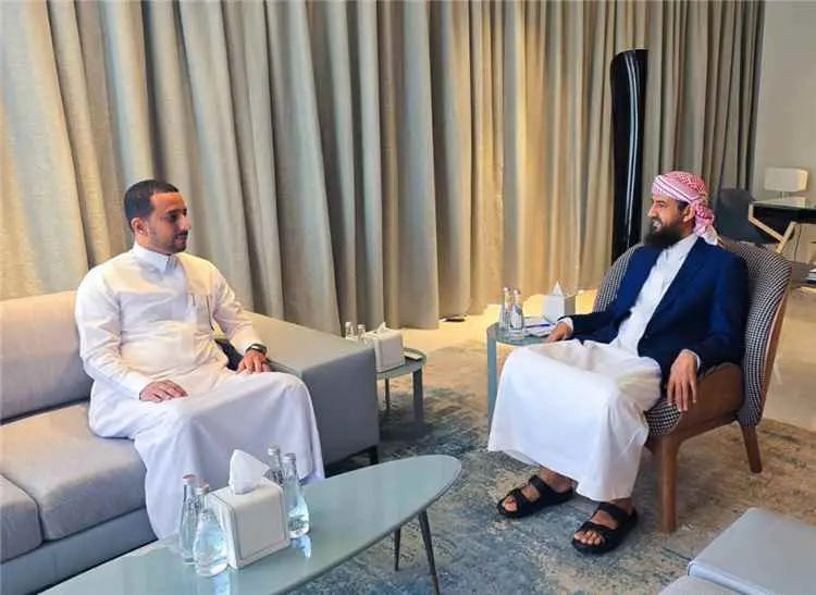المحرّمي يستقبل رئيس هيئة الأراضي ويشدد على حماية...