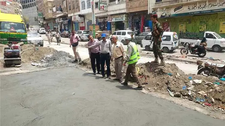 مدير عام الأشغال ومدير عام مديرية المظفر يتفقدان س...