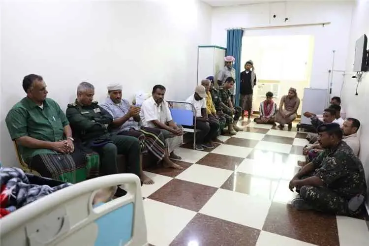 العميد الجابري يطمئن على صحة الأخ مبارك العكبري في...