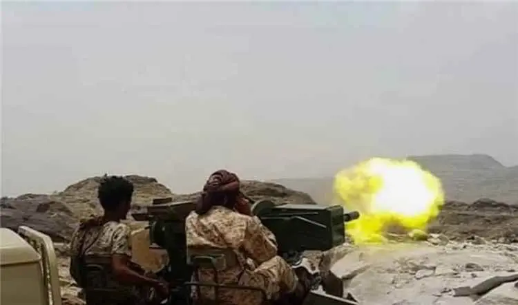 إحباط هجوم للحوثيين على جبهة الأزارق في الضالع
