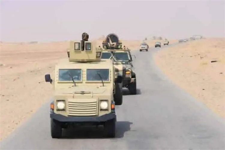 اليمن يغلق أبرز مسارات التهريب الحوثية عبر الصحراء