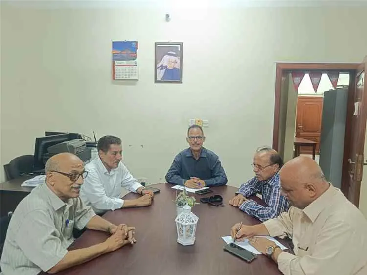 مؤسسة الأمل بعدن: التفوق الدراسي يُعد السبيل الأسا...