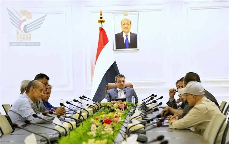 الوزير دماج يؤكد أهمية تعزيز الهوية الوطنية وتطوير القطاعين الثقافي والسياحي