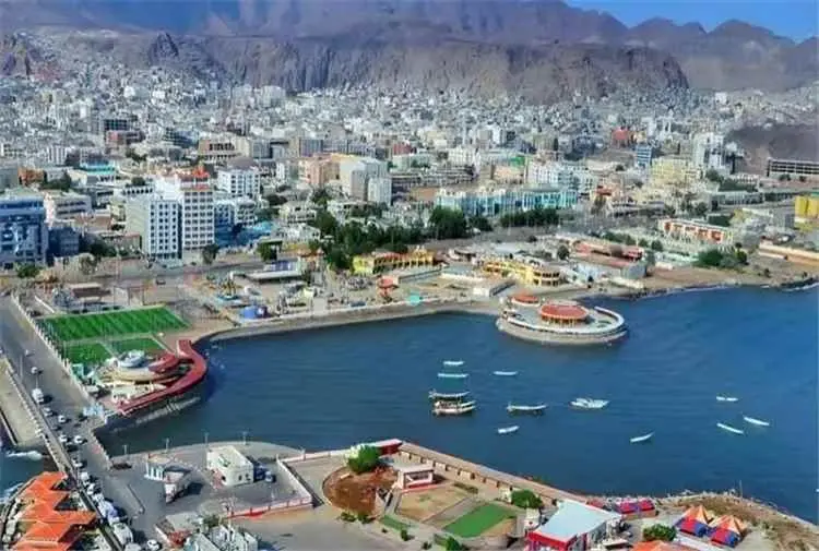 وفاة شخصين في حادثتي غرق بعدن وأبين