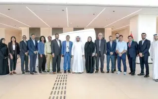 بحث تعزيز كفاءة حركة الحاويات وتدفق البضائع عبر موانئ دبي