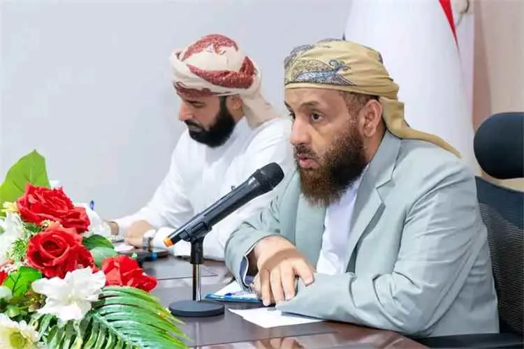 وزير الأوقاف السابق يطرح أربع نقاط لاستعادة الدولة...