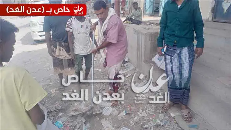 تدشين حملة نظافة واسعة لإزالة مخلفات الرياح والأتر...