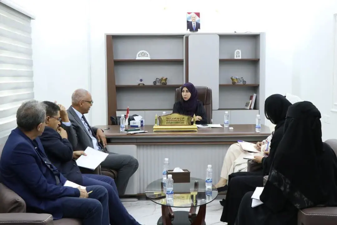 وزيرة التخطيط تبحث مع المنسق المقيم للشؤون الانسان...