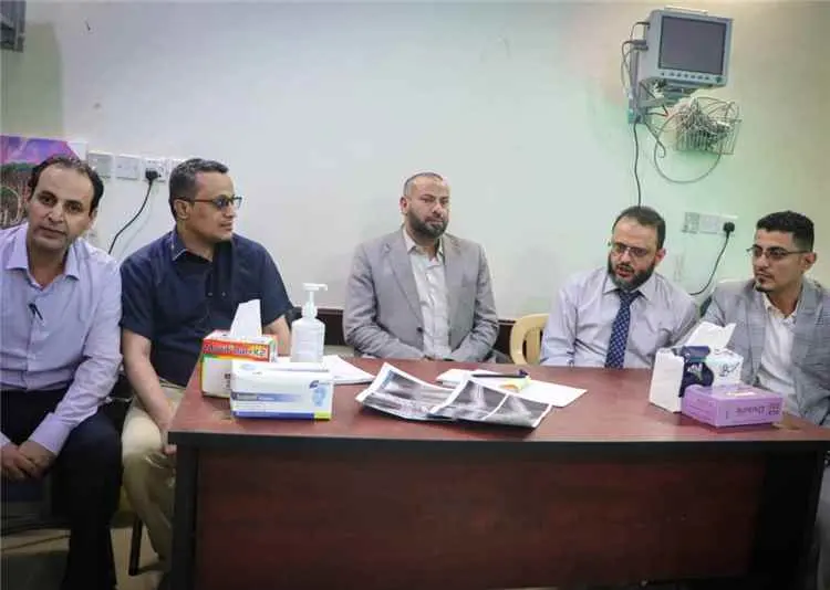 محافظ الضالع يدشن برنامج استضافة نخبة من كبار الاس...