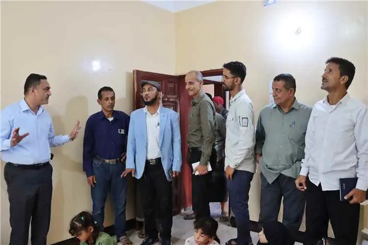 قيادة ردفان والشؤون الاجتماعية بلحج تشيدان بخدمات المركز المجتمعي ومركز تمكين المرأة