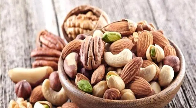 ليست كل المكسرات سواء.. طبيبة ترتبها من الأكثر فائ...