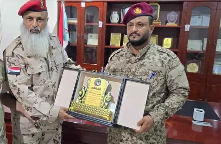 قيادة اللواء الثالث دعم وإسناد تكرم العميد منير سا...