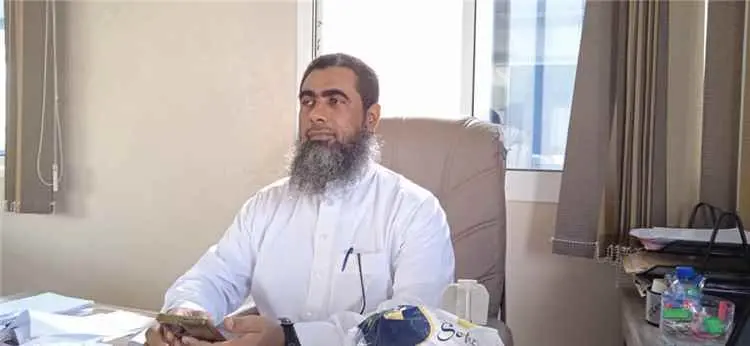إخماد حريق مصنع الفلين في مديرية المنصورة
