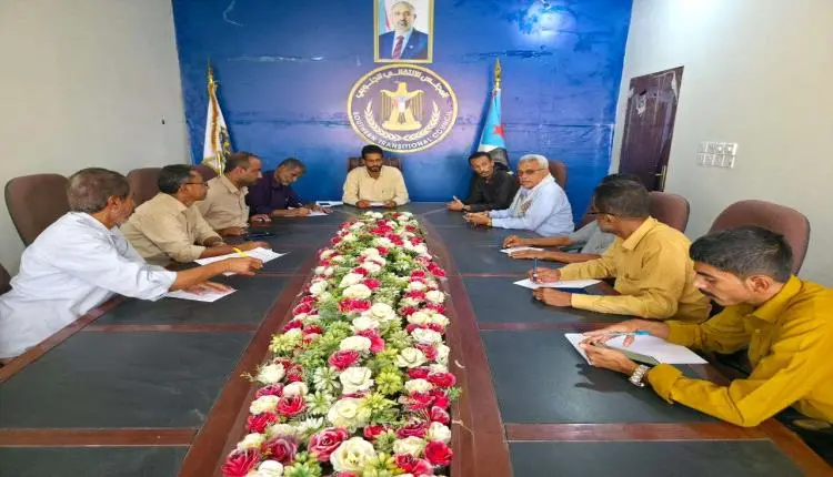 تنفيذية انتقالي شبوة تعقد اجتماعها الدوري لشهر يول...