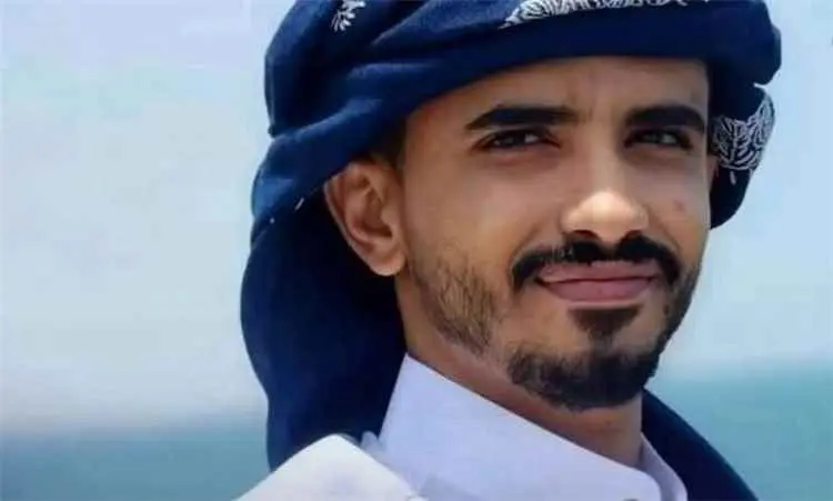 العثور على شاب مشنوقاً داخل متجره في تعز بعد أيام...