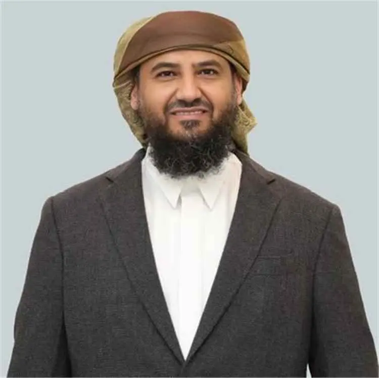 المحرمي يوجه رسالة نارية للحـ.ـوثيين: بنادقنا جاهز...