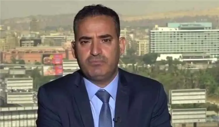 المدي: الحكومة الشرعية تواصل طرح مبادرات لتشغيل مط...