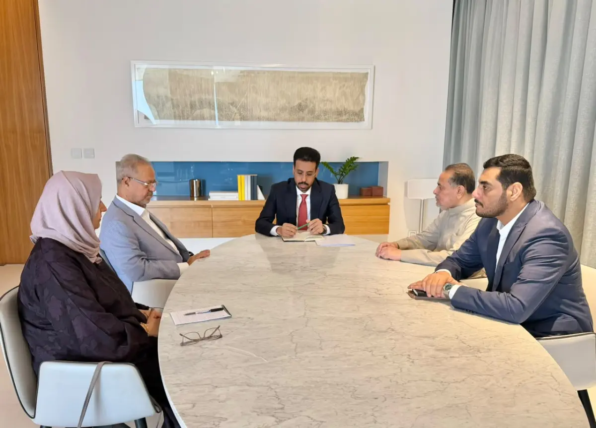 رئاسة هيئة التشاور والمصالحة تناقش مستجدات الأوضاع...