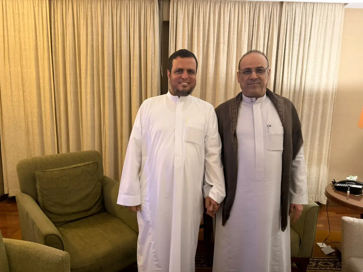 الوكيل هاني كرد يلتقي بنائب رئيس الوزراء السابق أح...