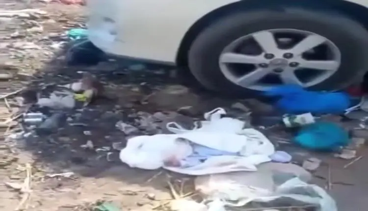 العثور على رضيع حديث الولادة بين النفايات في لحج