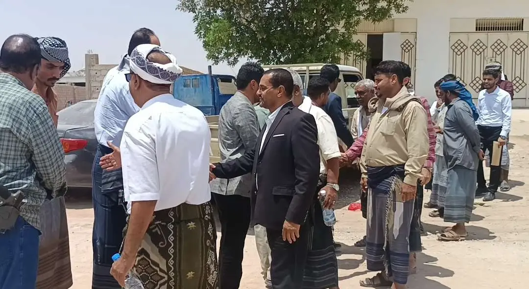 جنود ميفعة المجهولون في تدشين توسعة وتأهيل الشارع...