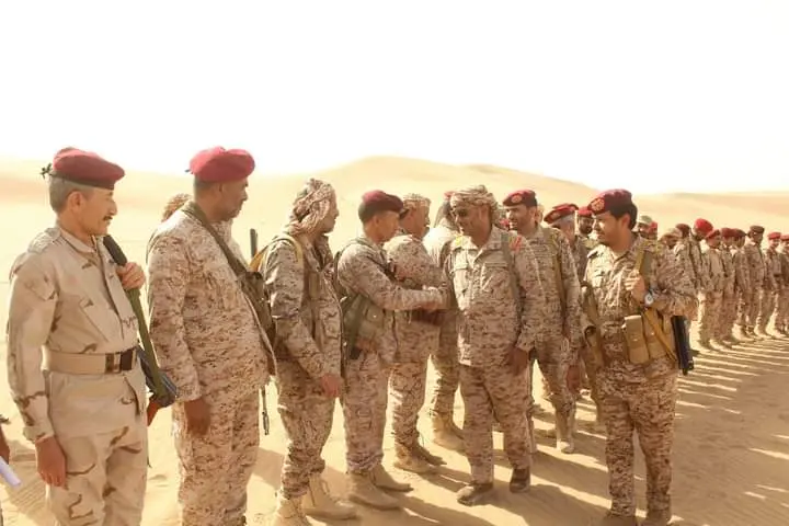 الجيش في المنطقة السادسة يوجه برفع الجاهزية القتال...