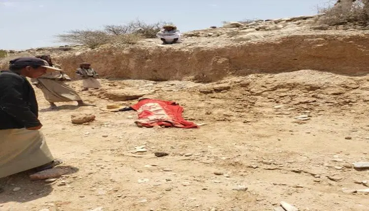 اعتداء وحشي على امرأة صمّاء وبكماء.. قيادي حوثي يقتحم مقبرة في ريمة ويدفع ضحيته إلى غيبوبة