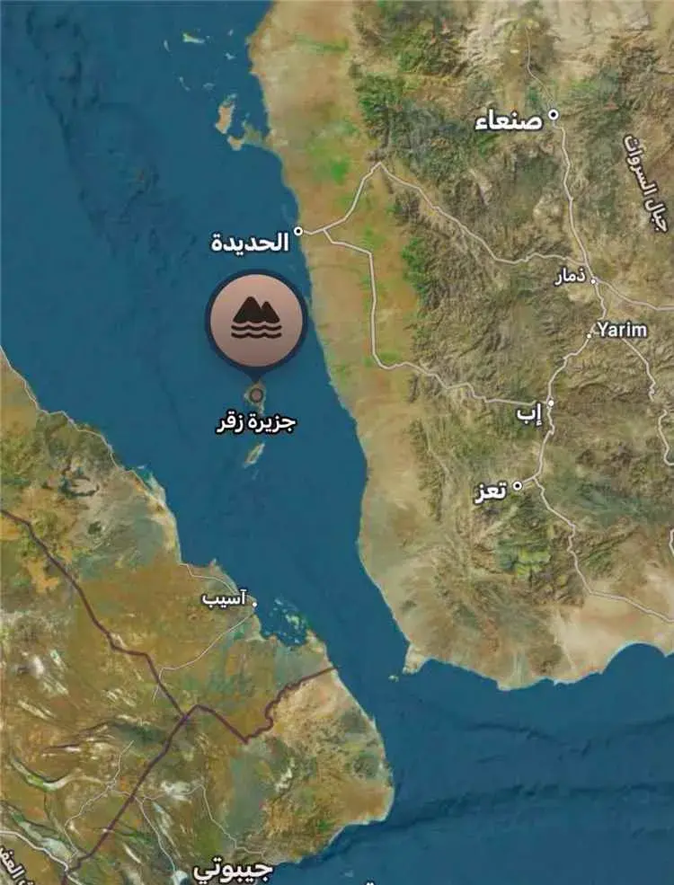 القوات البحرية اليمنية تحبط تحرك حوثي كبير قبالة س...
