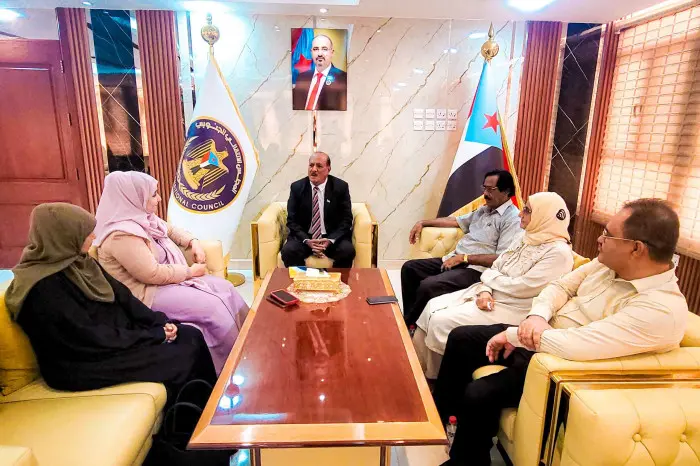 هرهرة يؤكد وقوف الانتقالي إلى جانب الصحفيين والناشطين الجنوبيين