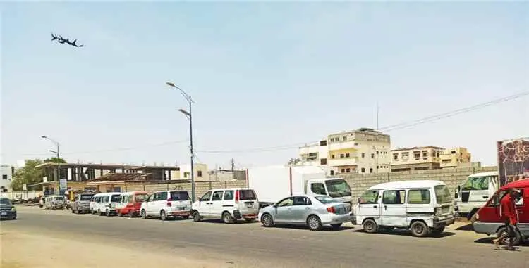تأخر تزويد محطات الغاز يفاقم أزمة الوقود في الحوطة...